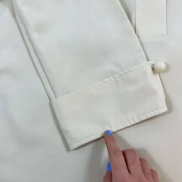 Tuckernuck beige Poplin Thick Blouse Faux Pearl Bar Sleeves and Collar - Picture 7 of 7